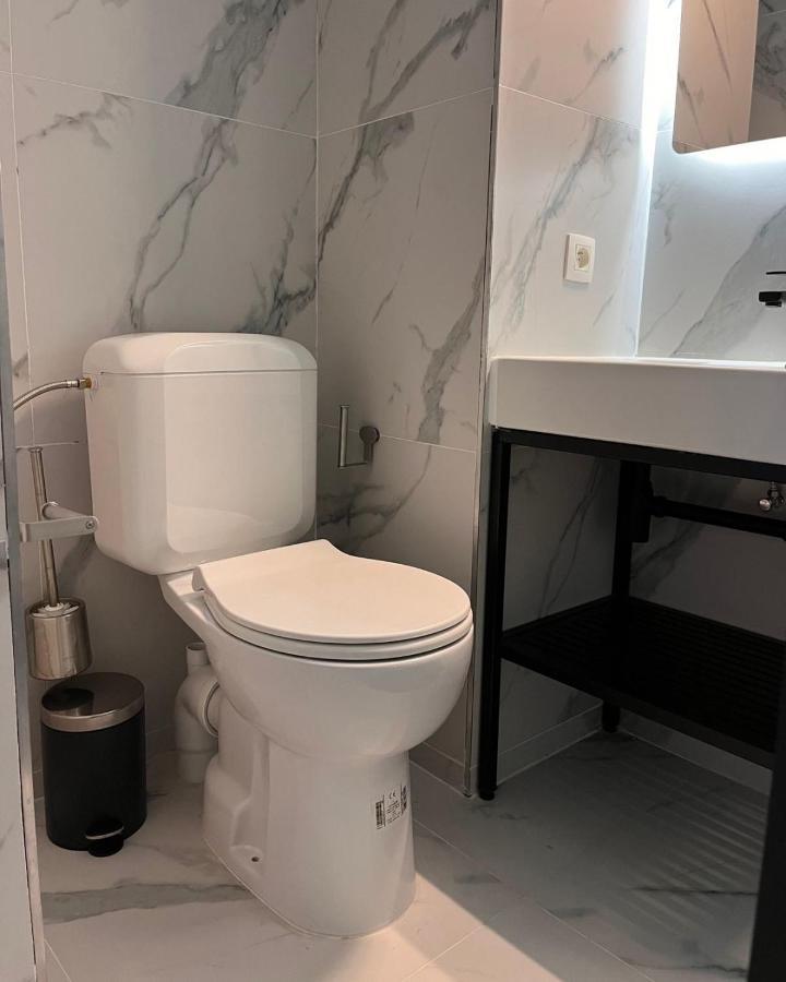 Hotel La Piece Брюссель Екстер'єр фото